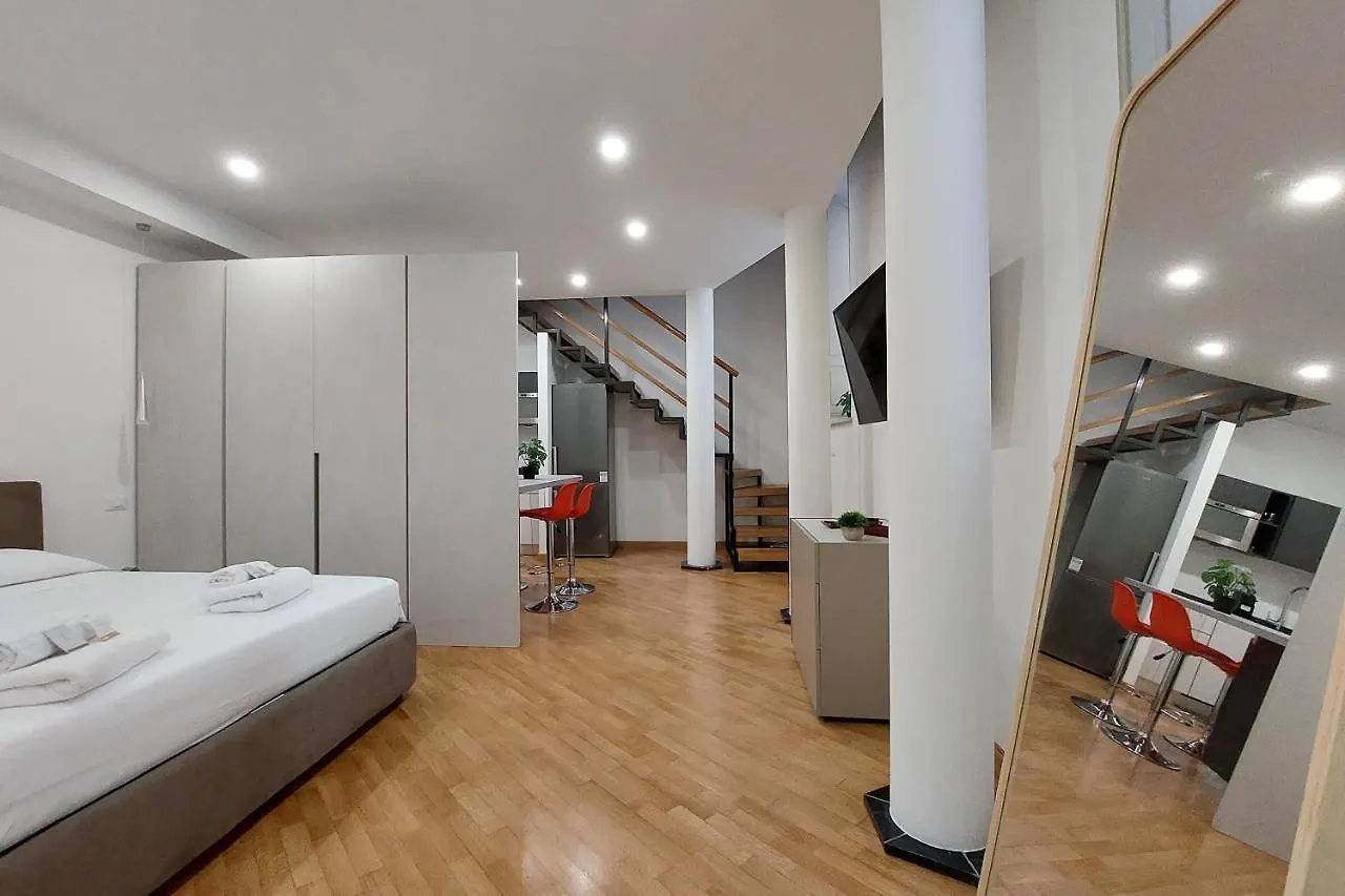 Trevi Suite Apartment - Barberini Rome