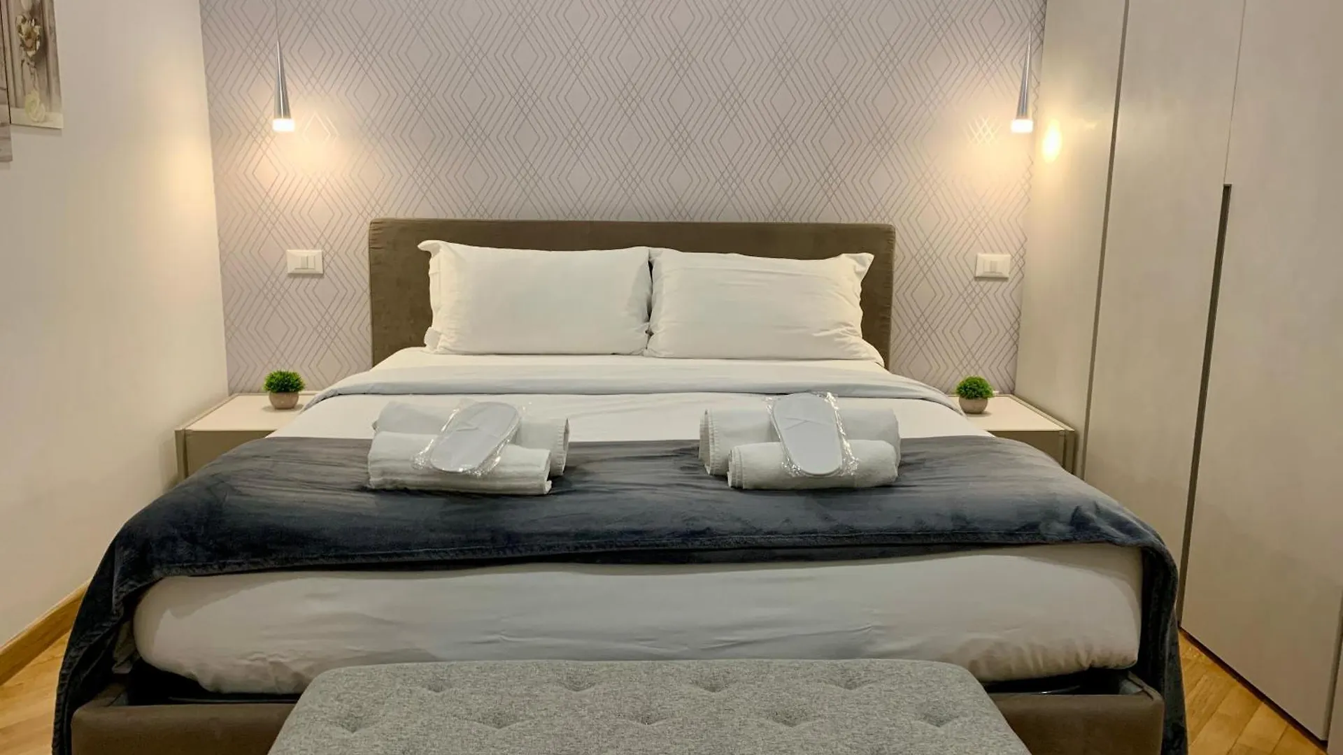 Trevi Suite Apartment - Barberini Rome 0*,  Italy
